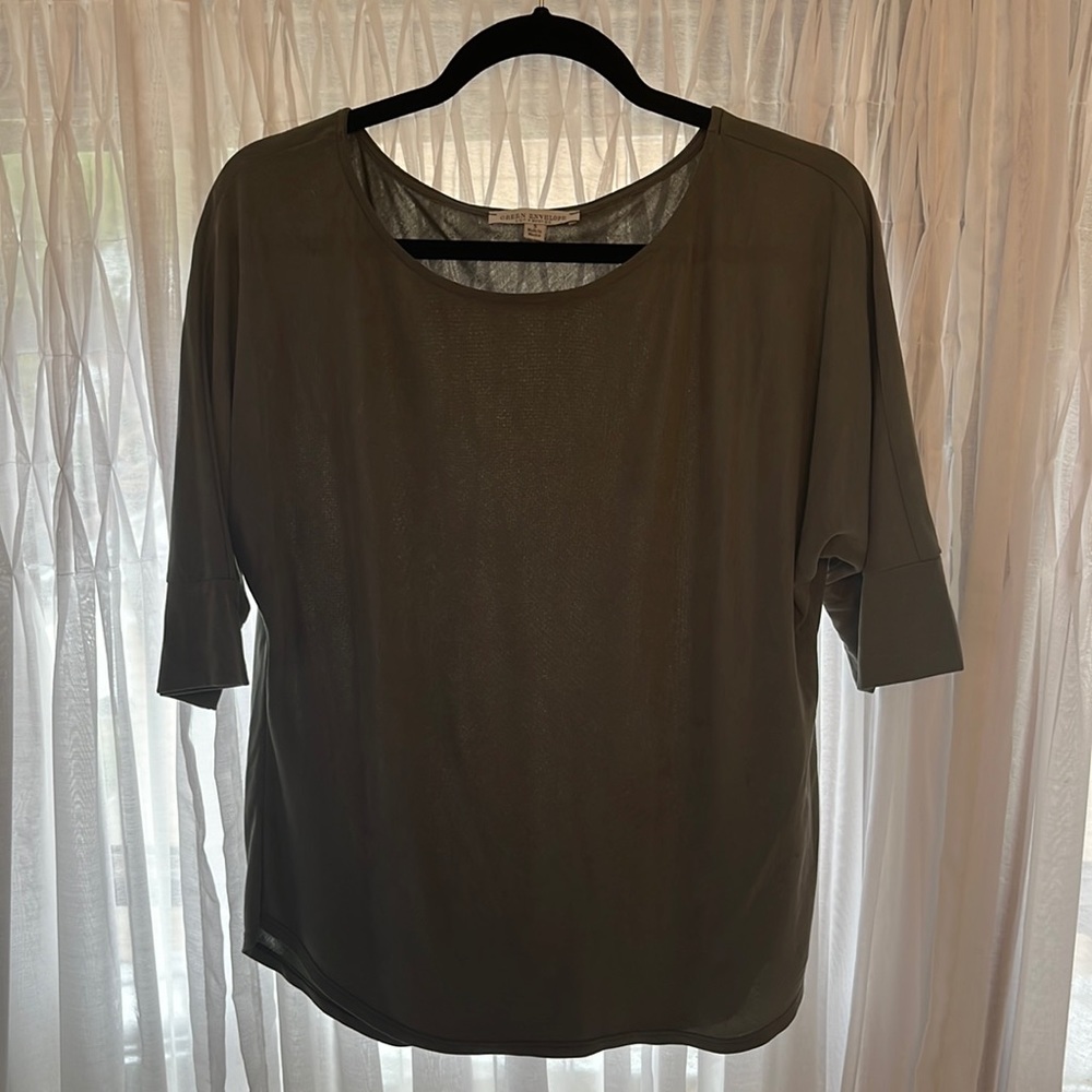 GREEN ENVELOPE 3/4 length sleeve olive green top